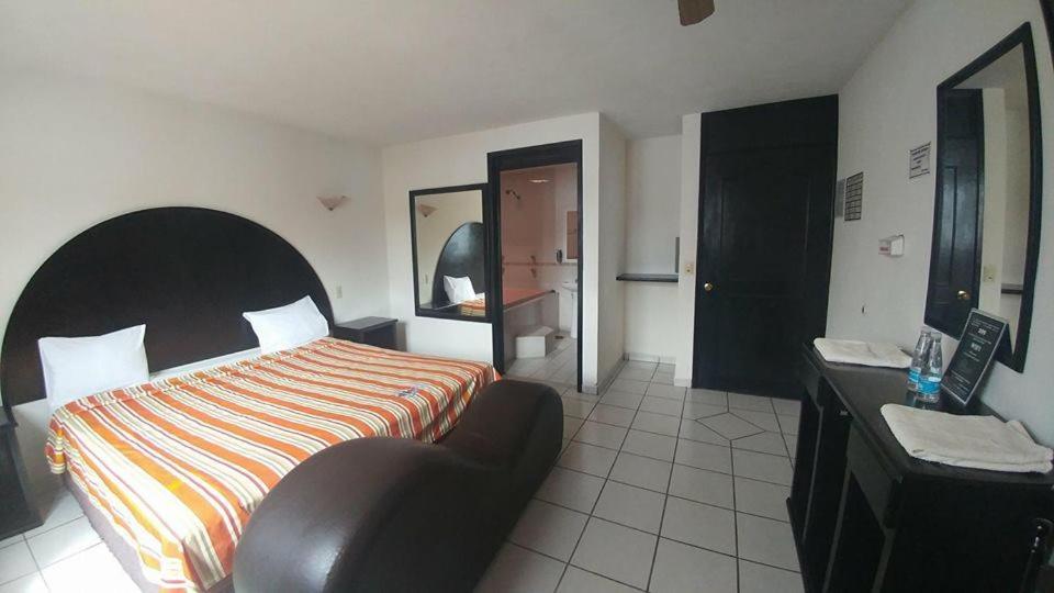 Hotel Omni Morelia Exterior foto